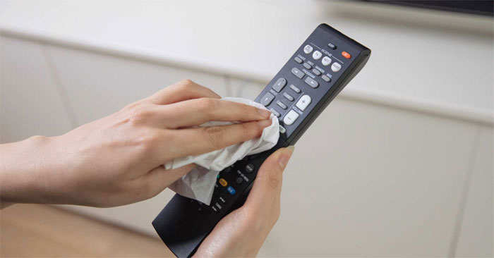Logik TV Remote Not Working- Clean the remote 